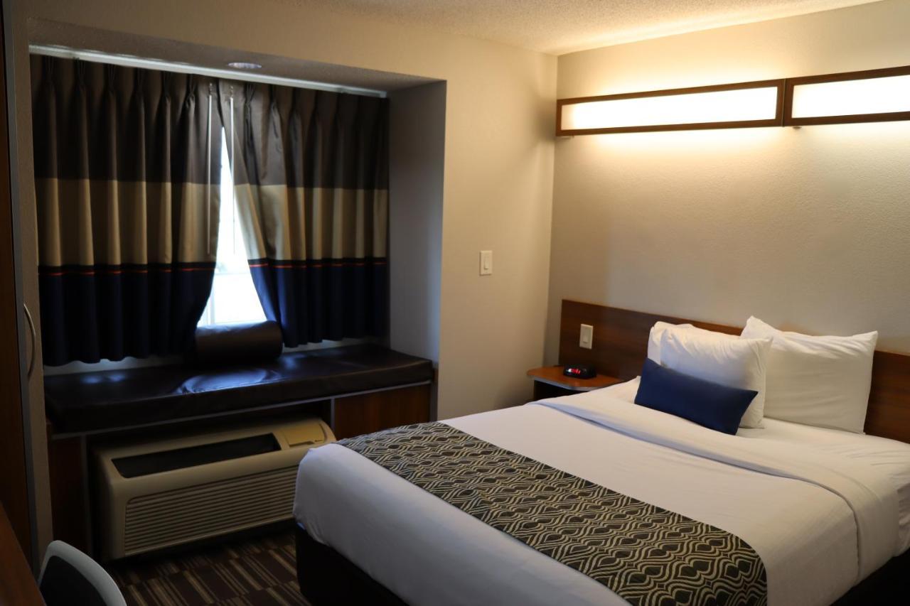 Microtel Inn & Suites By Wyndham Columbus Near Fort Moore Exterior photo