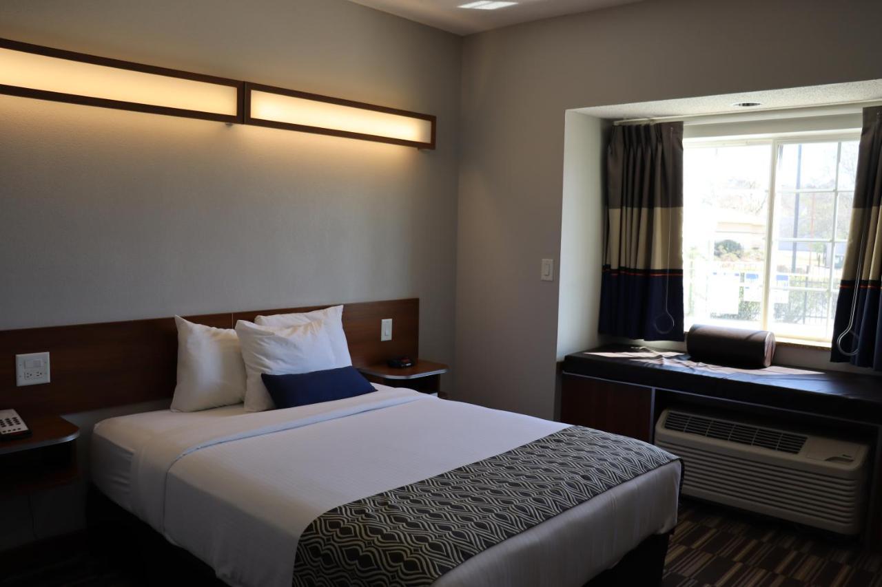 Microtel Inn & Suites By Wyndham Columbus Near Fort Moore Exterior photo